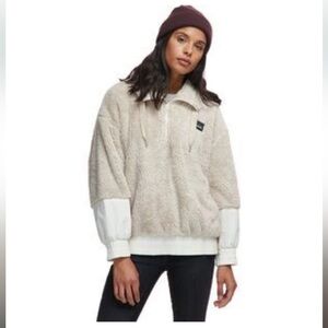 Penfield Women’s Clyde Pullover, Color Cream/Off white, Size Small.